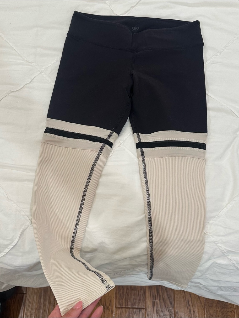ALO Yoga 7/8 inch Leggings